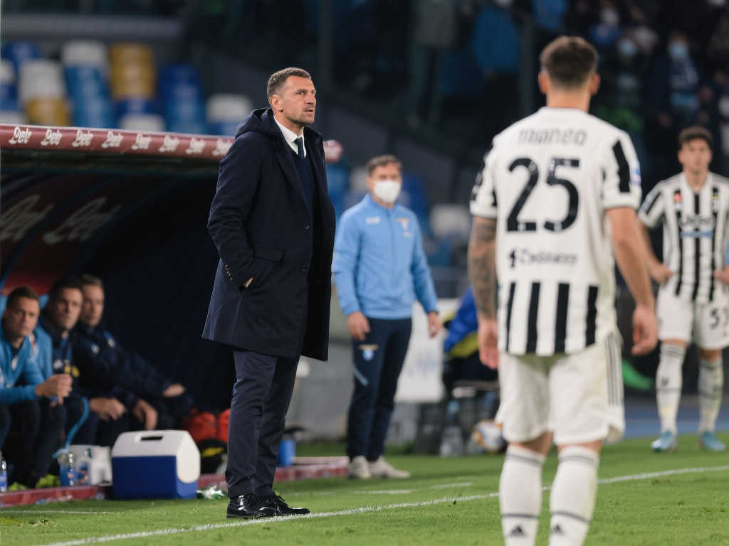 球队需要球 球队需要球